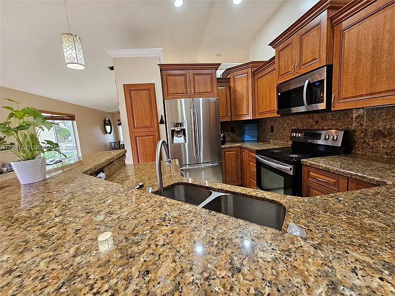 4232 Mahogany Ridge Dr — Photo 11