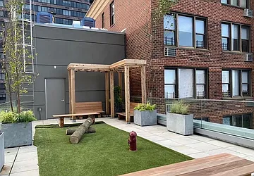 Rented by Bond New York