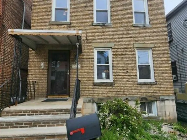66 Forest St, Kearny, NJ 07032