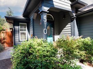 510 S 6th St, Springfield, OR 97477