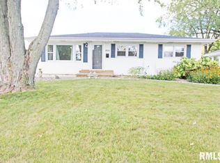 2021 N 23rd St, Springfield, IL 62702