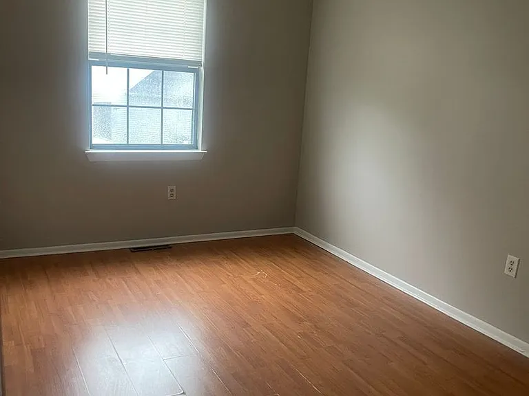 207 Channing Dr — Photo 21