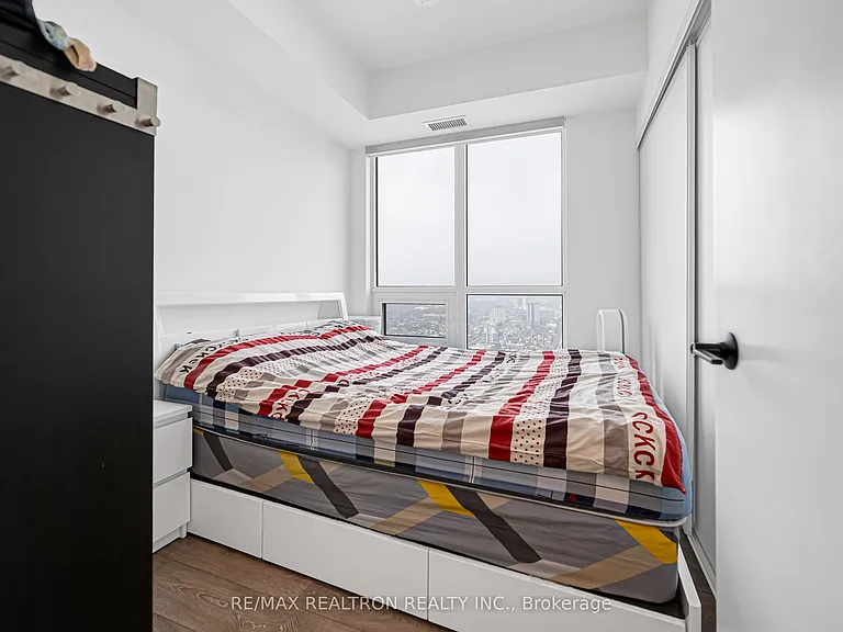 108 Peter St #4302 — Photo 27