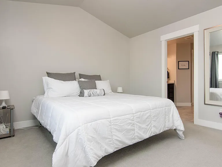 4328 W Quiet Shade Dr — Photo 10