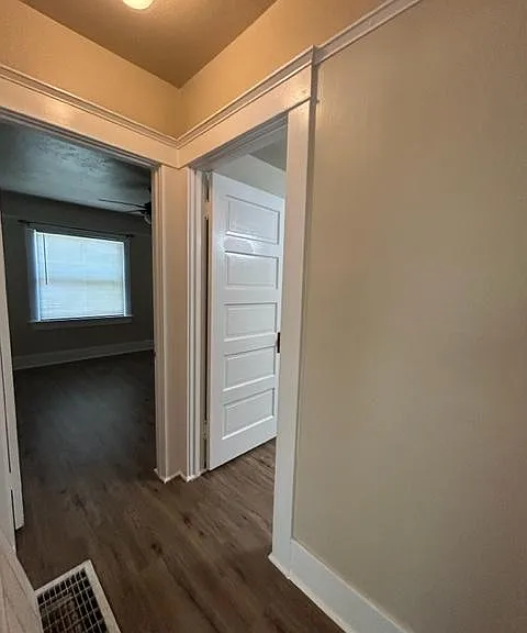 368 Gladys Ave — Photo 14