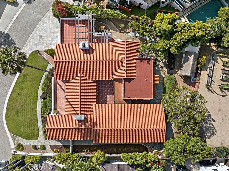4 Camel Point Dr — Photo 4