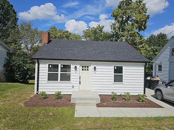 3rd image of 137 Beaumont Ave