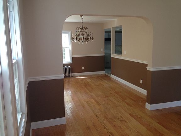 2nd image of 11126 209th St