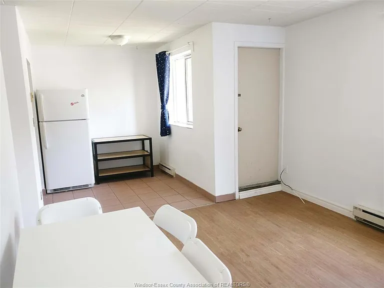 3044 Sandwich St #202 — Photo 6