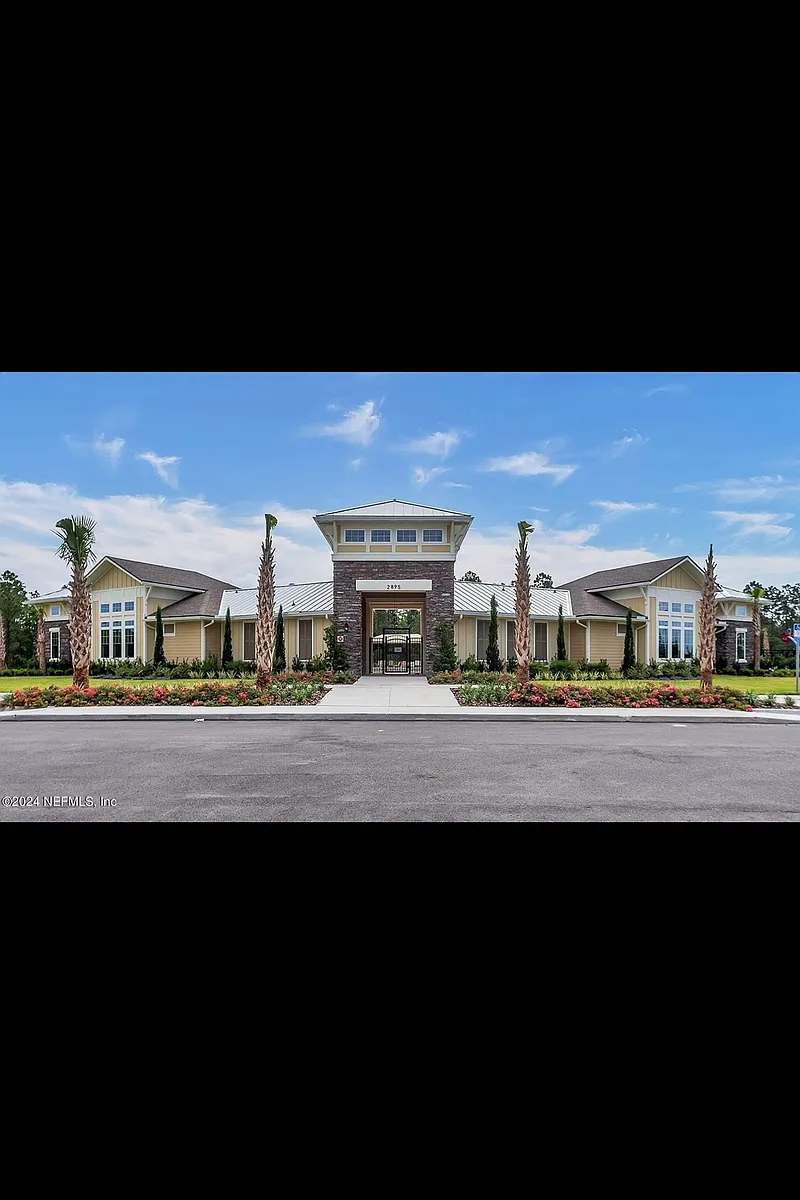 Building Photo - 3227 Cold Leaf Way Grn