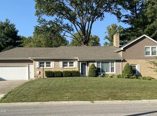 7 E 10th St, Carrollton, MO 64633
