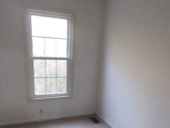 4th image of 12771 Lockleven Ln