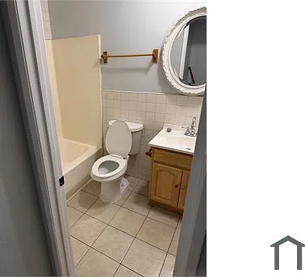 936 W 48th St #1 — Photo 7