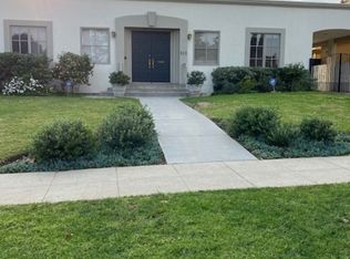 513 Foothill Rd, Beverly Hills, CA 90210