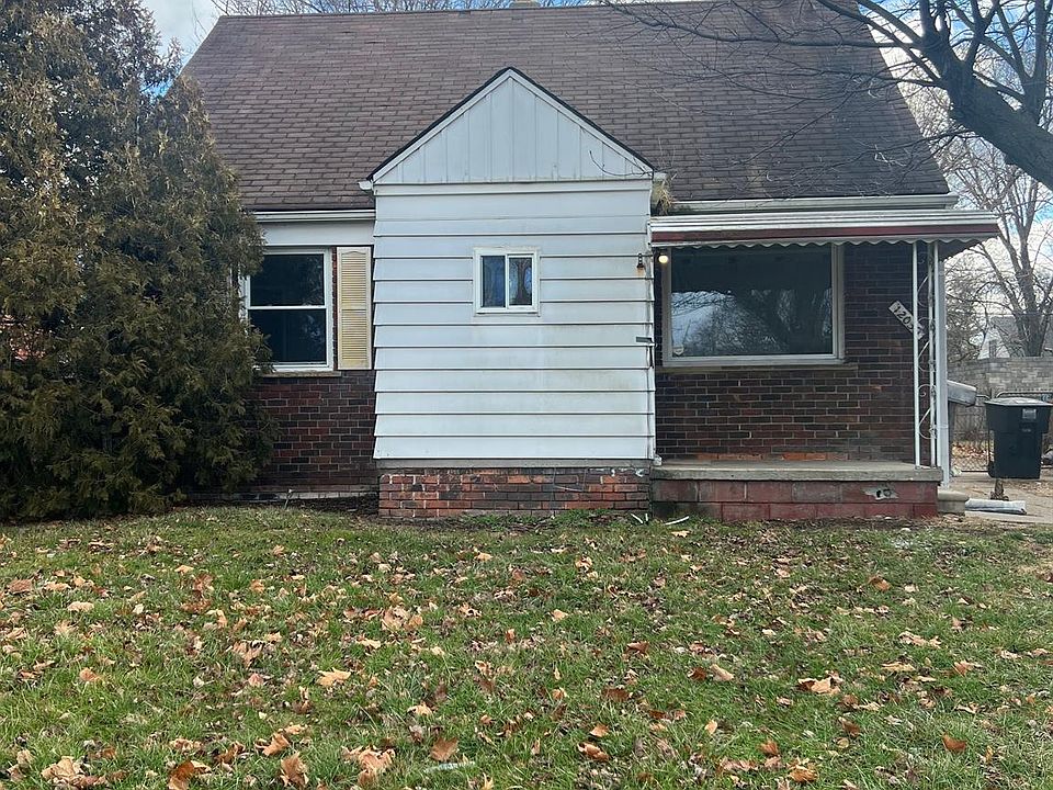 1st image of 12030 W Parkway St