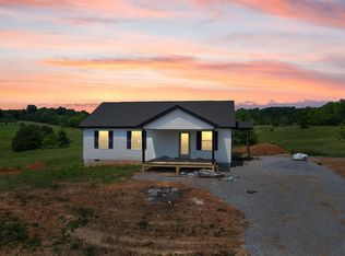 625 Walnut Grove School Rd, Bonnieville, KY 42713