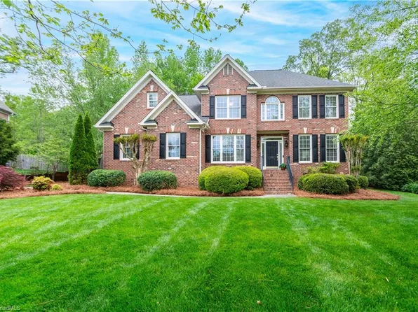 111 Pearce Dr, Jamestown, NC 27282
