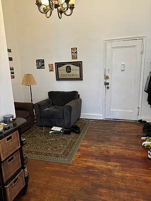 Rented by Avenues Real Estate | media 12