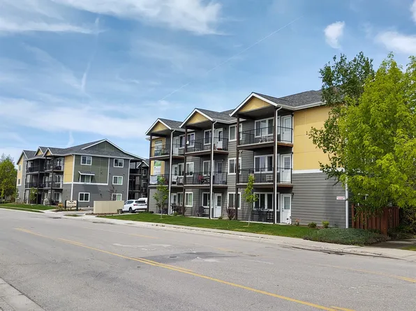 American Way Apartments