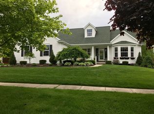 1132 Galloway Ln, Howell, MI 48843