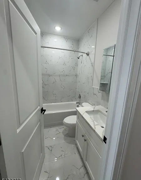 484 S 19th St #1 — Photo 9