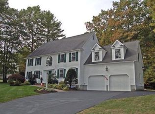19 Newell Dr, Franklin, MA 02038