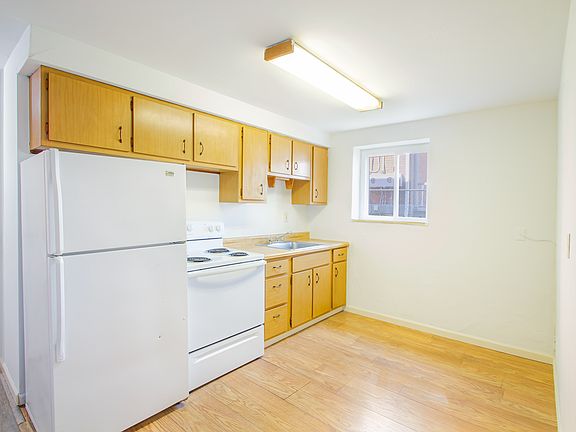 2nd image of 426 Franklin Ave APT 1