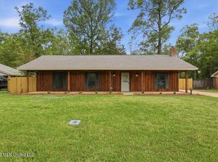 351 Scarbrough St, Richland, MS 39218