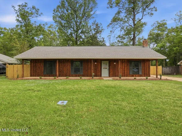 351 Scarbrough St, Richland, MS 39218