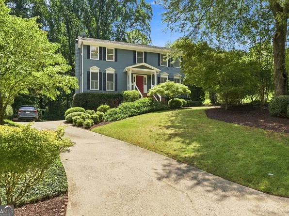 1365 Holly Bank Cir, Atlanta, GA 30338