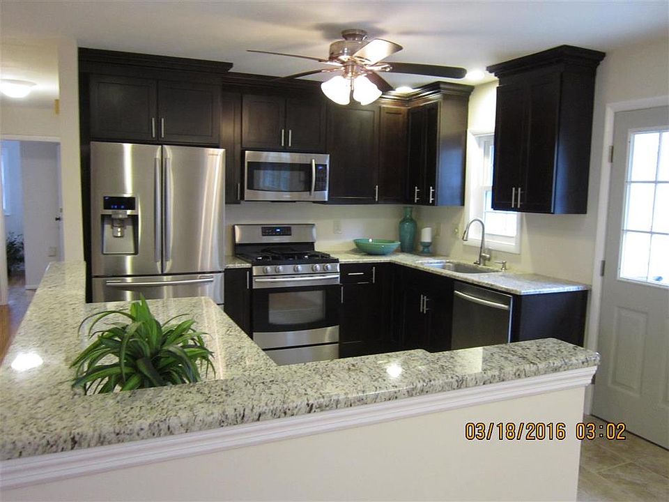 1st image of 12 Lilac Ct