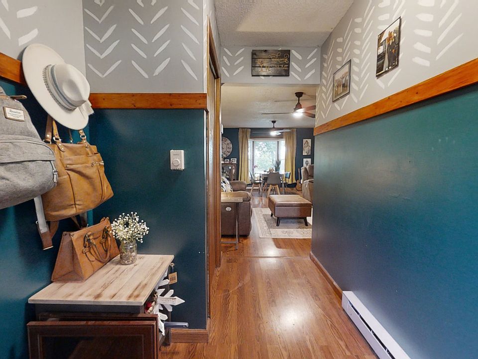 505 S Vine St, Camargo, IL 61919 Zillow