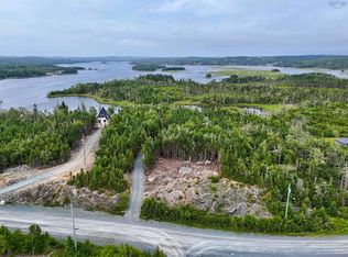 184 Westside Inlet Dr W, Halifax, NS B0J 2L0