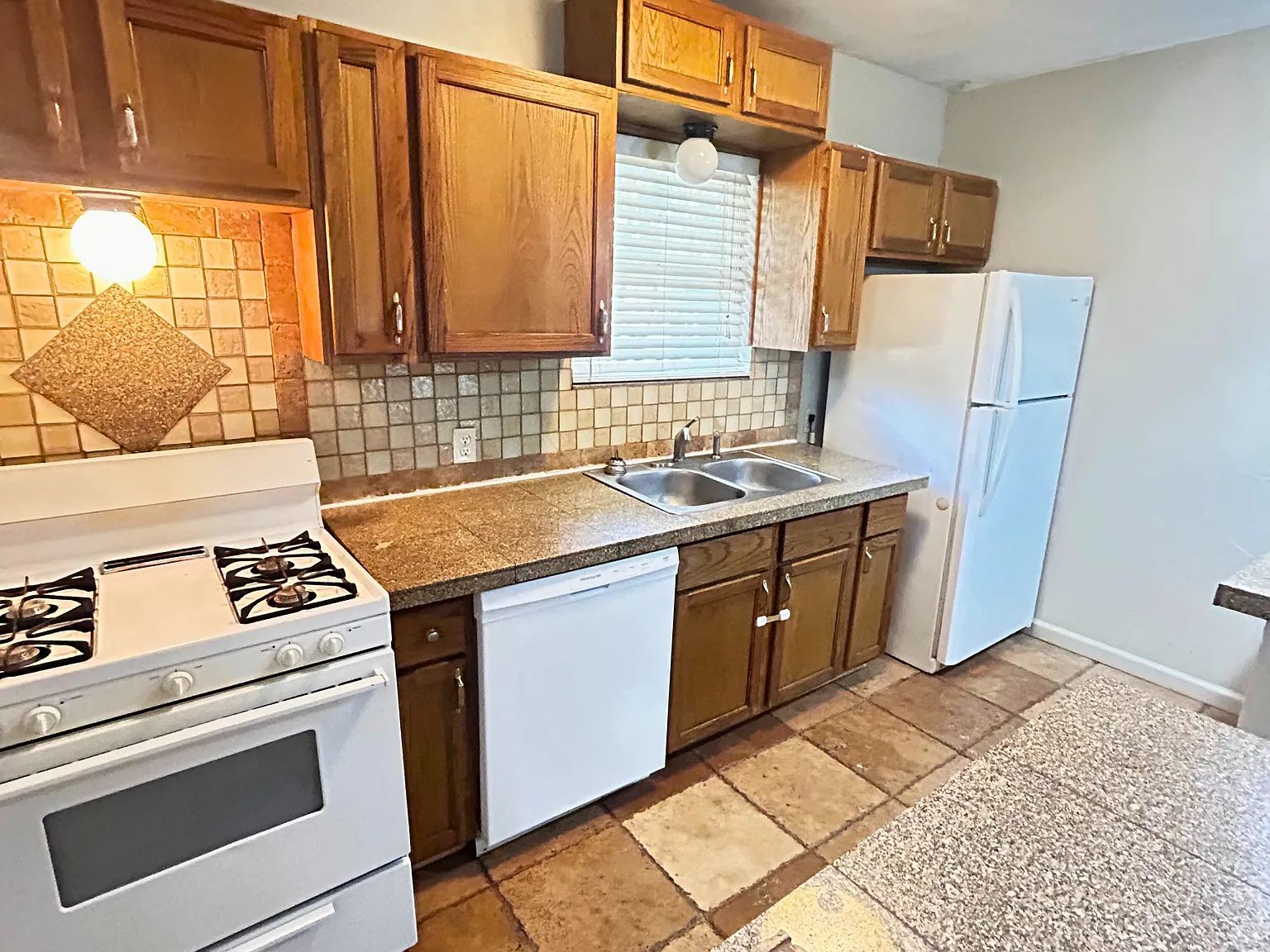 803 Stanley St. - C — Photo 2