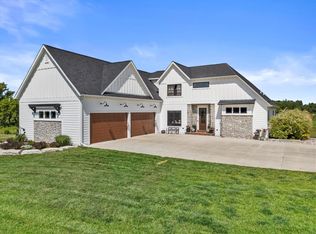 S53W26764 Gemstone COURT, Waukesha, WI 53189
