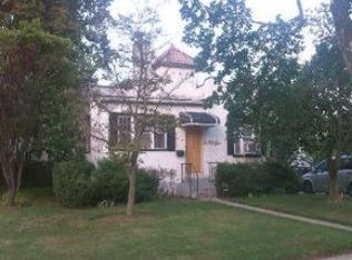 2637 Wynsum Ave, Merrick, NY 11566