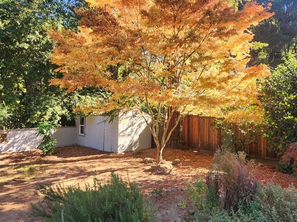 10110 Riverside Dr, Ben Lomond, CA 95005
