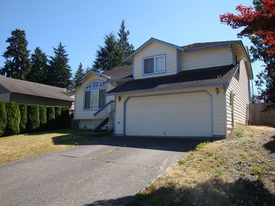 1st image of 11812 Meridian Pl NE