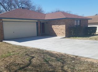 2306 Stratford Dr, Round Rock, TX 78664