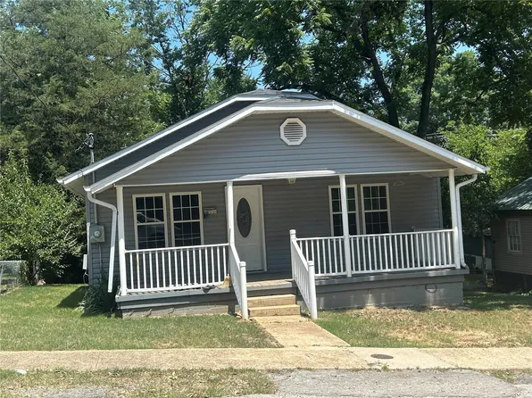 823 Hart St, Poplar Bluff, MO 63901