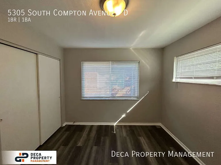 5305 S Compton Ave #D — Photo 9