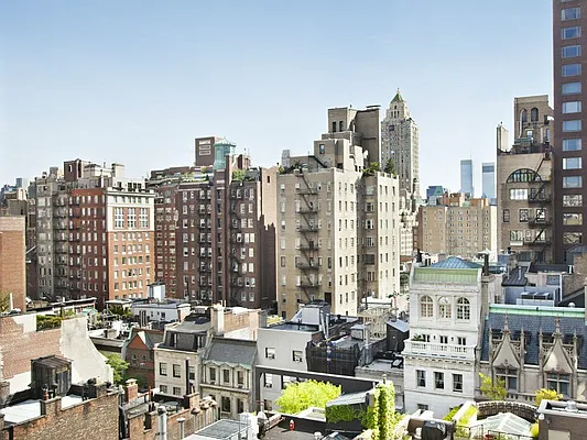 Sold by Sotheby's International Realty | media 8