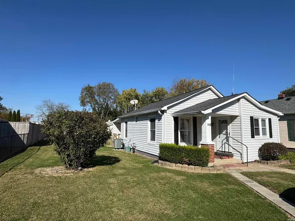 1108 E 1st St, Greenfield, IN 46140