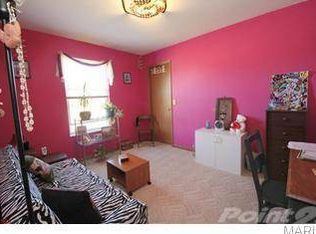 100 Trojan Cir, Troy, MO 63379