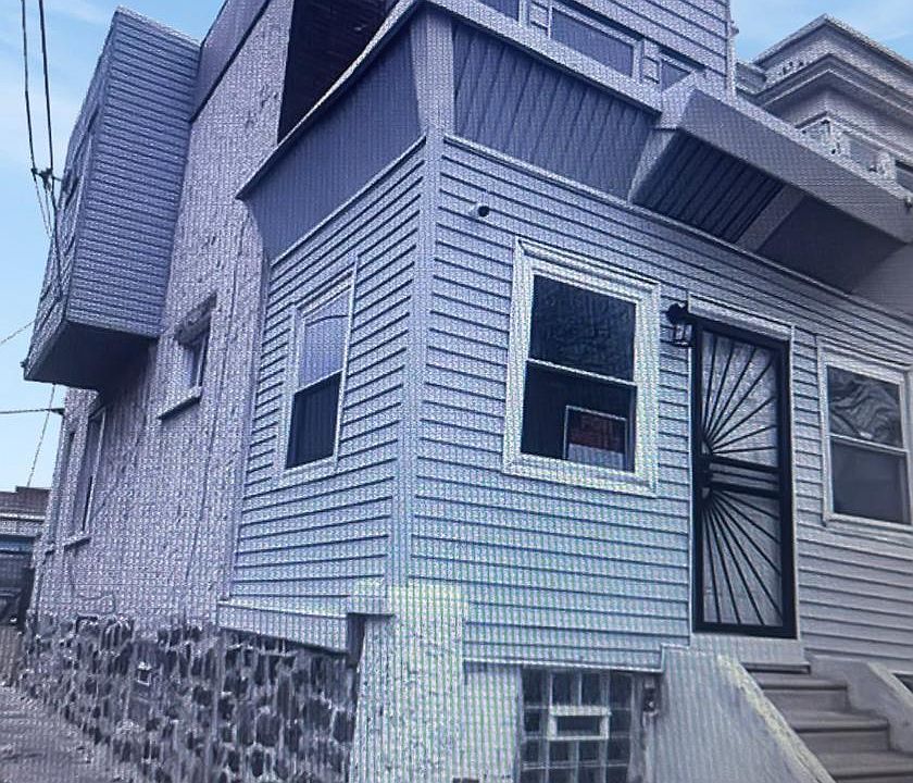 1st image of 5849 Ludlow St
