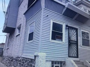 5849 Ludlow St, Philadelphia, PA 19139