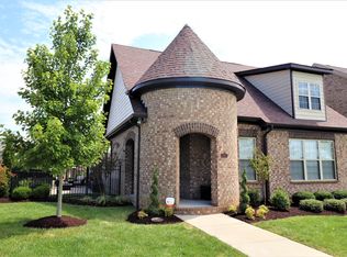 1077 Tarpan Dr, Gallatin, TN 37066