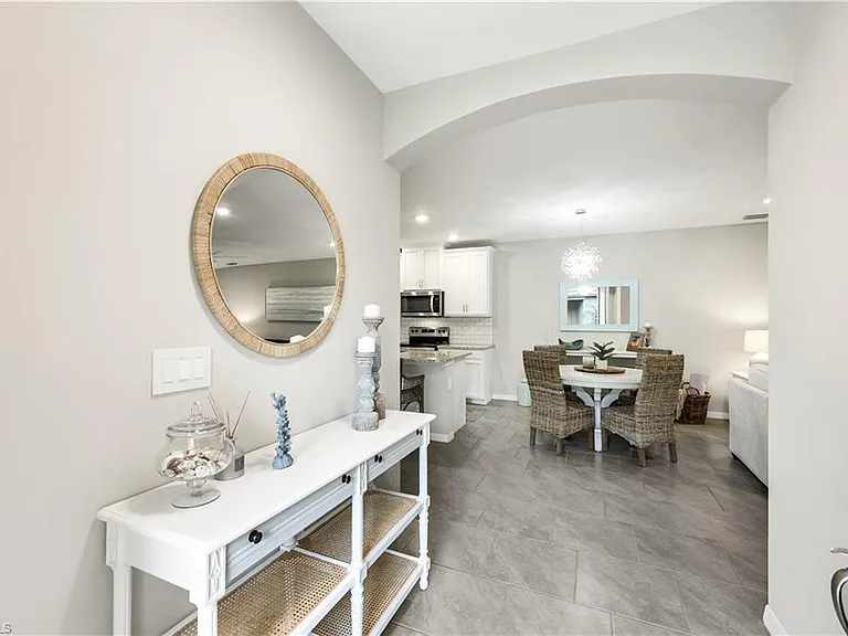 14551 Edgewater Cir — Photo 3