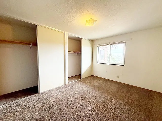 100 N Lafayette Ave — Photo 17