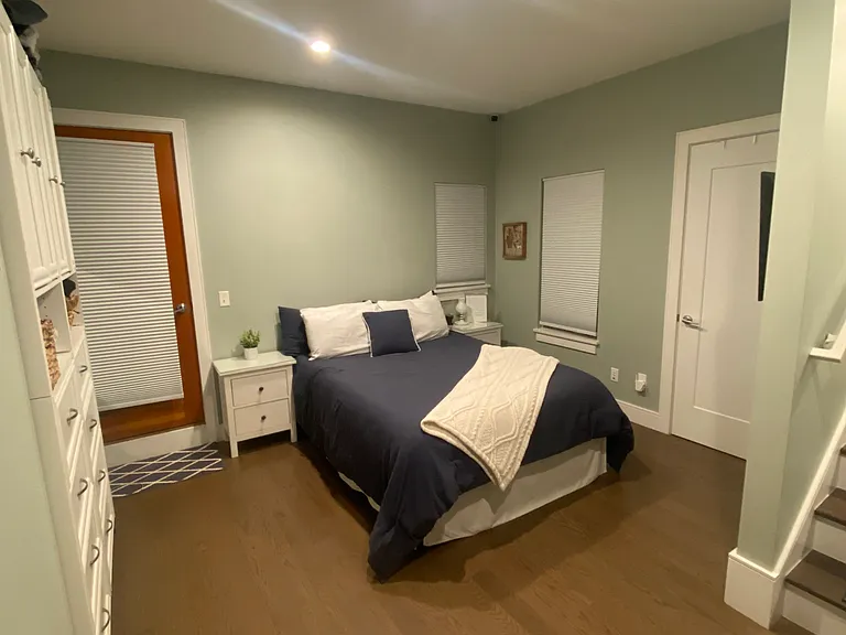 10-12 Tafthill Park #5B — Photo 3